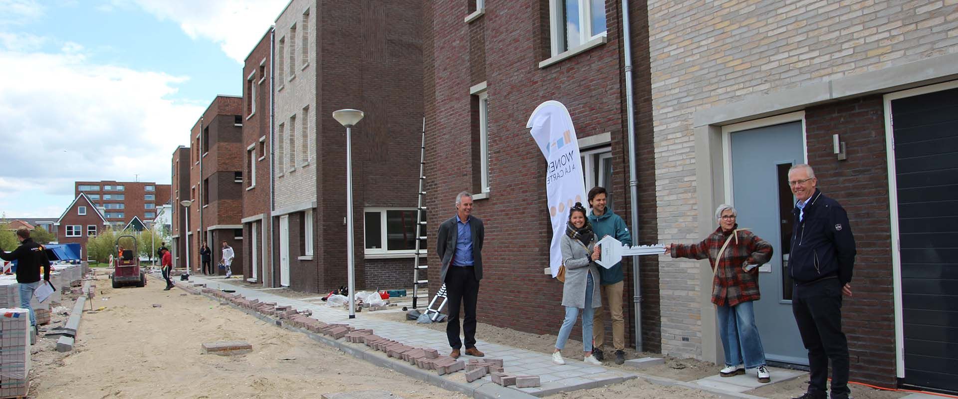 Eerste bewoners MO-project Het Nieuwe Water in Delft ontvangen de sleutel