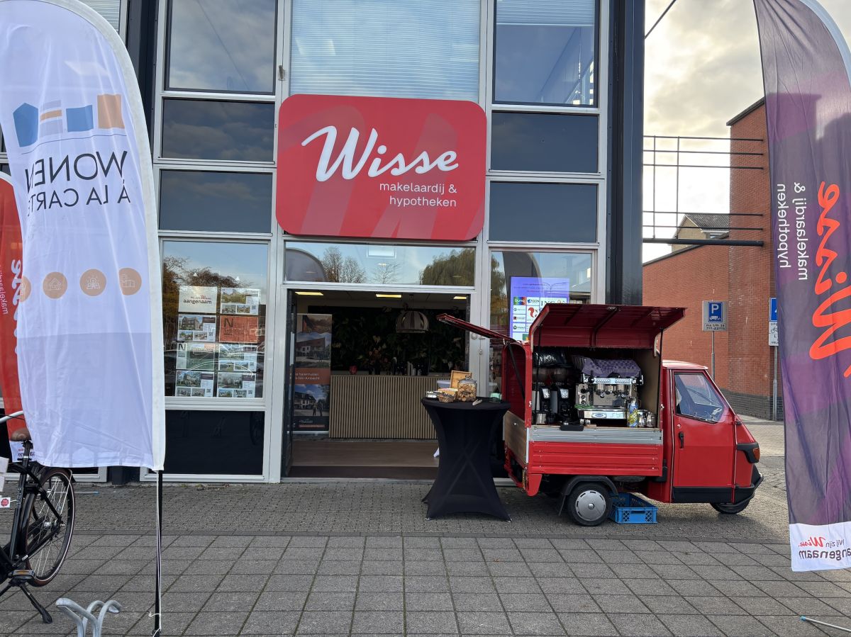 Start verkoop unieke herenhuizen Hendrik-Ido-Ambacht