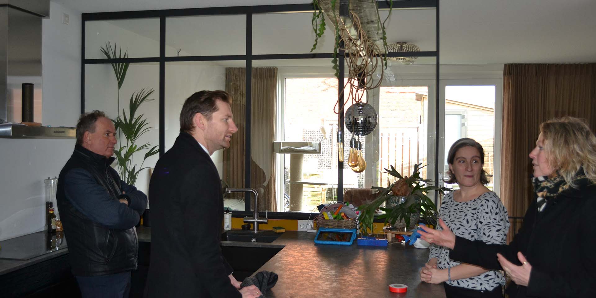 Bezoek van wethouder Jeffrey Keus aan RijswijkBuiten : Bezoek van wethouder Jeffrey Keus aan RijswijkBuiten