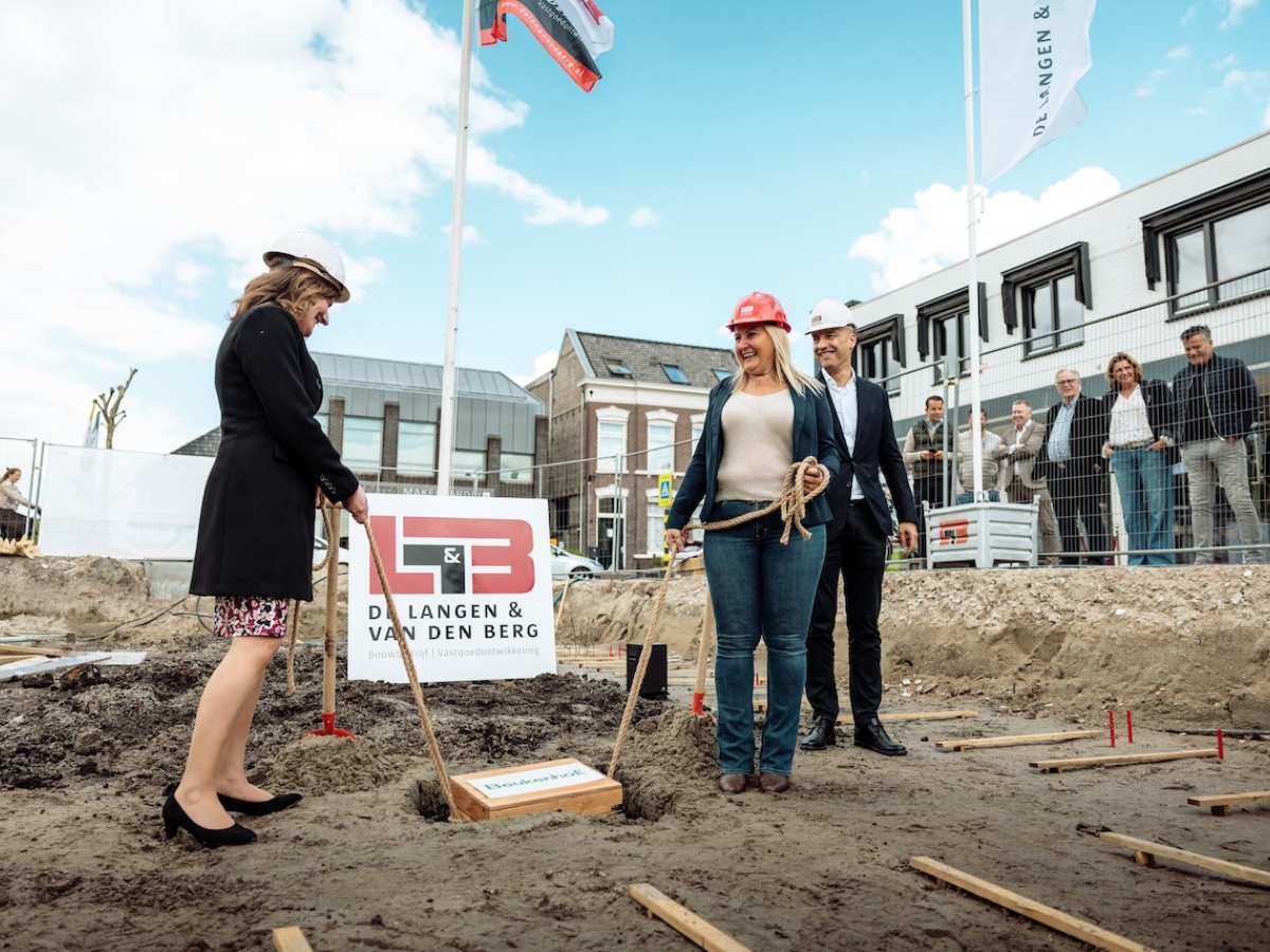 Feestelijke Start bouw Beukenhof Waddinxveen